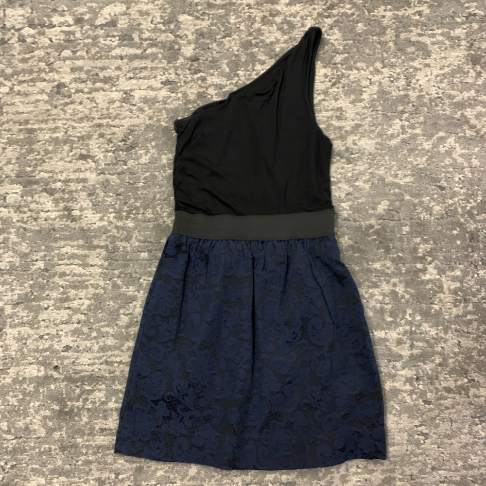 Lace dress